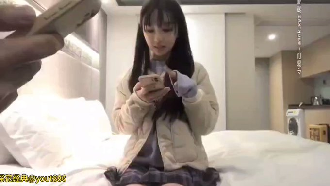 极品嫩妹 笑起来还有酒窝 https://t.co/oWO7kkSr8P