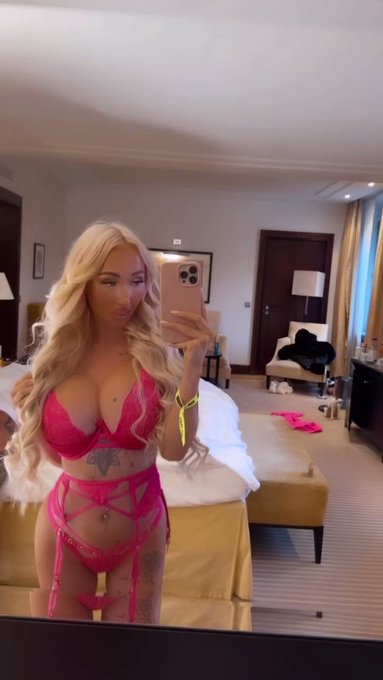 Im horny in Berlin, come and fuck me 😭😍 #berlin #venusberlin https://t.co/Qn87uHDDRh<a href="/tag/berlin"class="tags">#berlin</a><a href="/tag/venusberlin"class="tags"><span>#venusberlin</span></a>