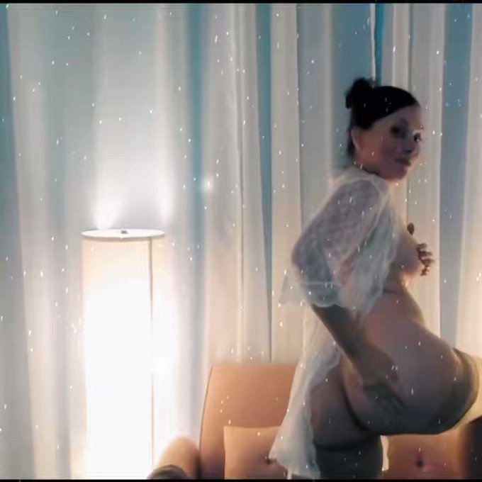 Some memories from the party. It was blast! Thank you for coming. https://t.co/EwJybP2huB<a href="/tag/onmfc"class="tags"><span>#onmfc</span></a>