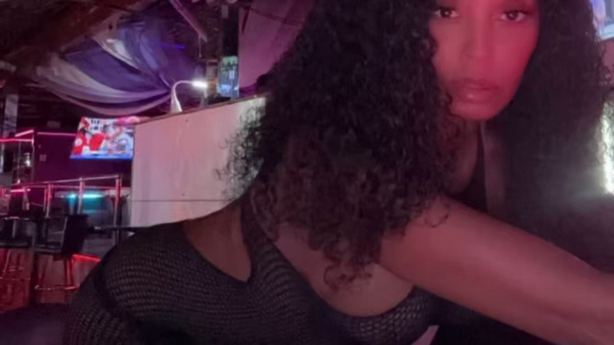 Marco Watts on X: Wait 🤦‍♂️ Joe Smith knows his wife Yasmine Pendavis Aka  Kisha Chavis is a whole stripper out here and hes tripping bout a Onlyfans  STFU 😂 t.coresSPqVXWH 