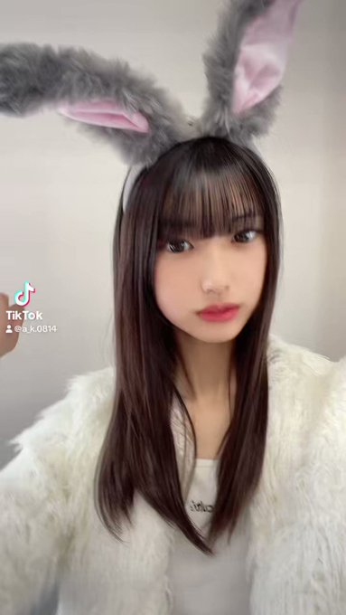 Twitterのコスプレ動画4