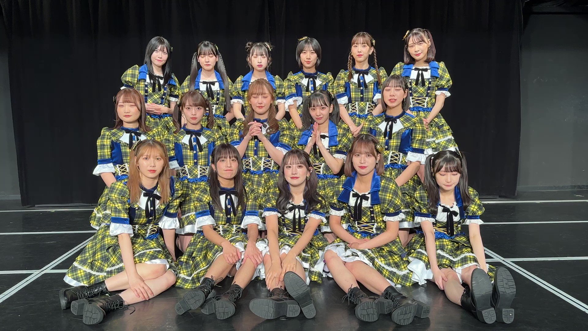 SKE48 ヴィレッジヴァンガード クリスマス 生写真 チームS チームE 商品一覧ページ | SKE48オフィシャルオンラインショップ | 生