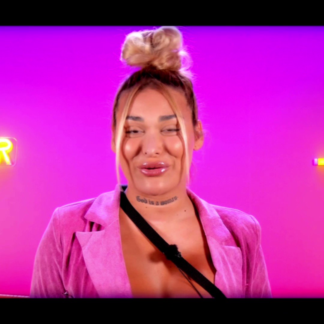 Frenchie Shore on X: Ouryel va vous retourner le cerveau et pas que 👀  #FrenchieShore @MTVFR @ParamountPlusFR t.coyukV83fiud  X