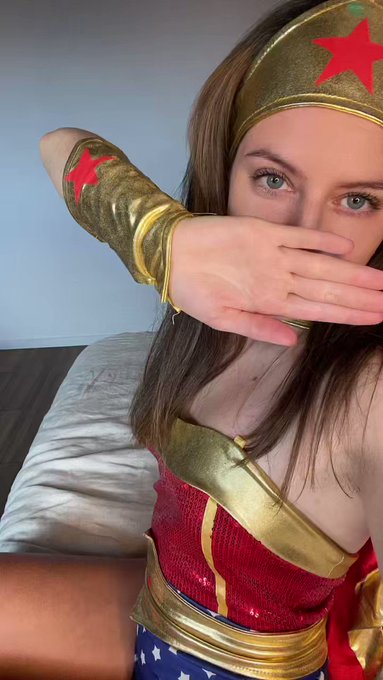 happy Halloween 🎃  #fyp #WonderWoman https://t.co/ozxNeFz90O<a href="/tag/fyp"class="tags">#fyp</a><a href="/tag/wonderwoman"class="tags">#WonderWoman</a>