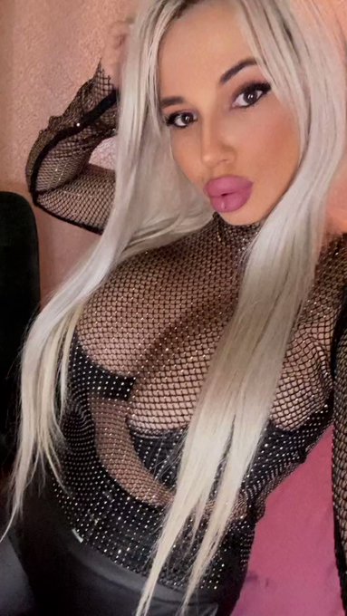 Didn't you know my 50% discount is on fire ?😏  https://t.co/OS1nZP8OwH  @onlyfans #onlyfans #discount<a href="/tag/discount"class="tags"><span>#discount</span></a><a href="/tag/onlyfans"class="tags"><span>#onlyfans</span></a>