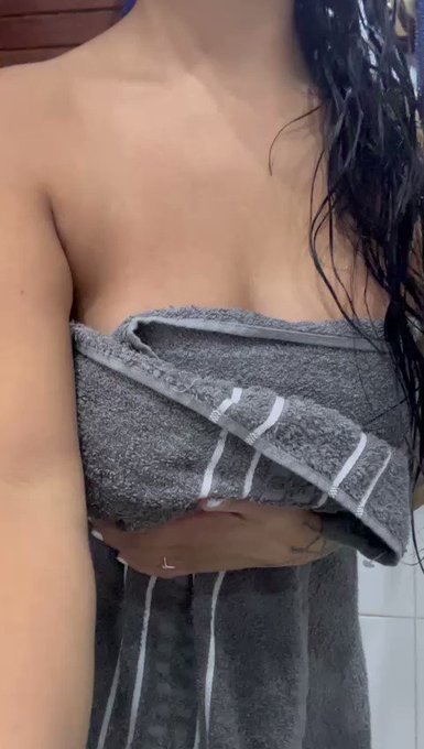 They need more than my own hands on them. https://t.co/J3Zz9g2iF0