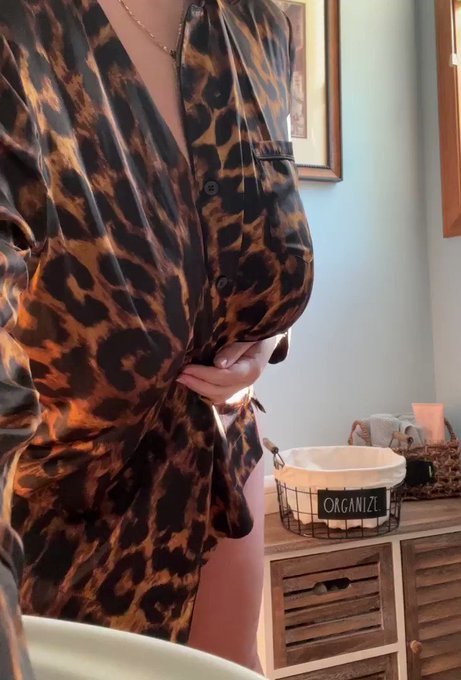 Sultana Curves’s pics and videos