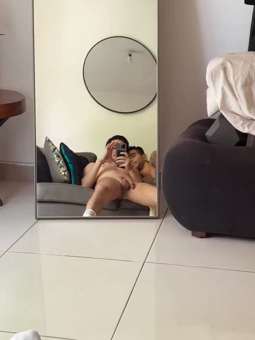 Así acabamos… que rico gimes???
@vicgioz 

https://t.co/swyaPRqVAB https://t.co/KpgCrUv56C