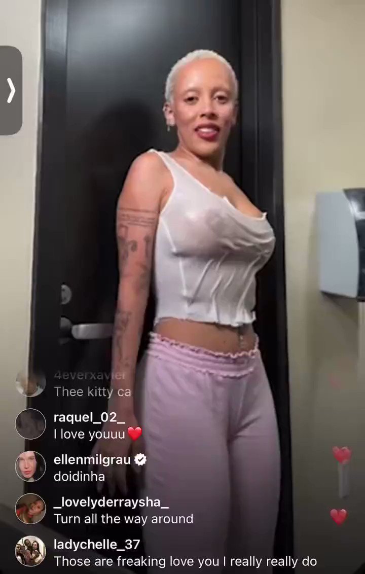 XXL Magazine on X: Doja Cat reacts to fans pointing out her nipples on  Instagram Live. t.coCbhTnCXeSw  X