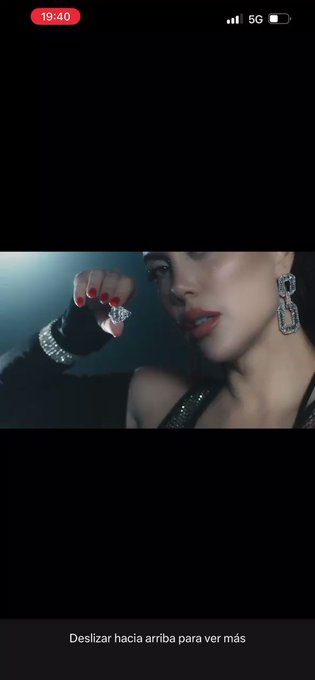 Sin dudas la parte más iconic de #badbitch el tema de Wanda! Sensaciones? https://t.co/7C0Wzo2id3
