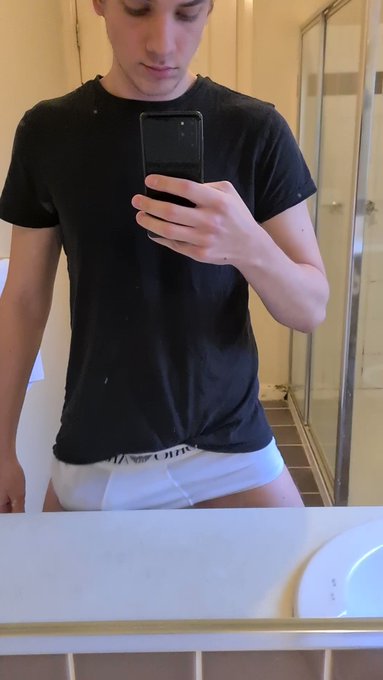 boing   https://t.co/OgMupkqBZ4 https://t.co/MPUy91FjST