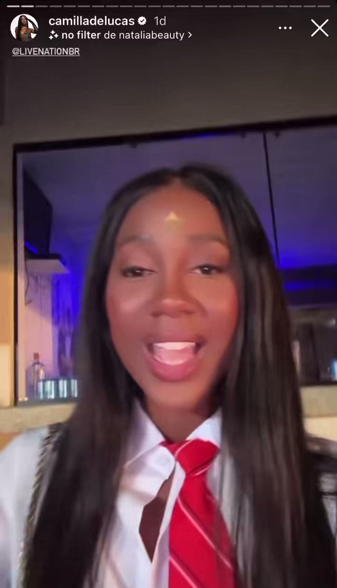 Camilla de Lucas ⭐️ on X: Já aconteceu com a tv de vocês? Eu
