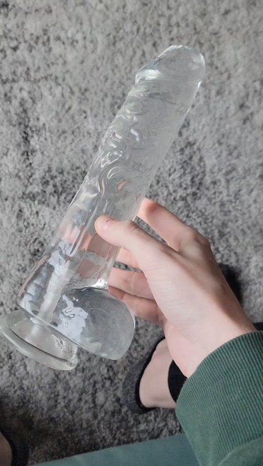 i think its very chaotic yet very brave of me to drill a vac u lock hole in a PVC dildo :) fuck it we