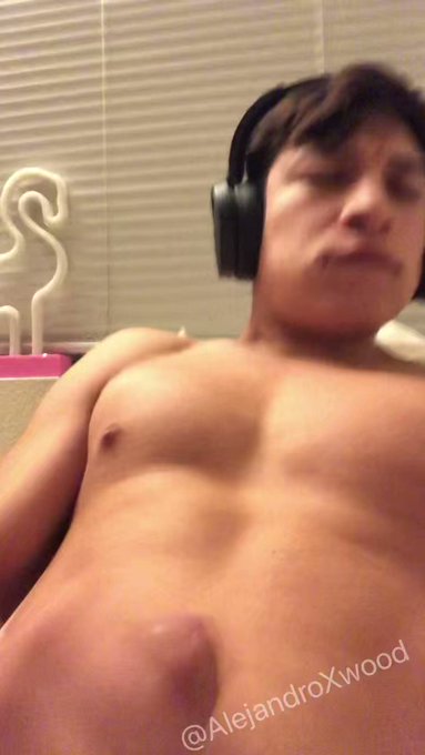 I made a huge mess ????. Like and rt if you wanna swallow a big load ? @alejandroxwood1

⁃10% off the
