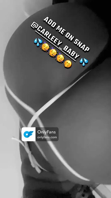 Add her sexy ass on snap and Subscribe to her   😩🔥🤤&hearts;️😍  https://t.co/c5CAPSI6UX  And follow her Twitter