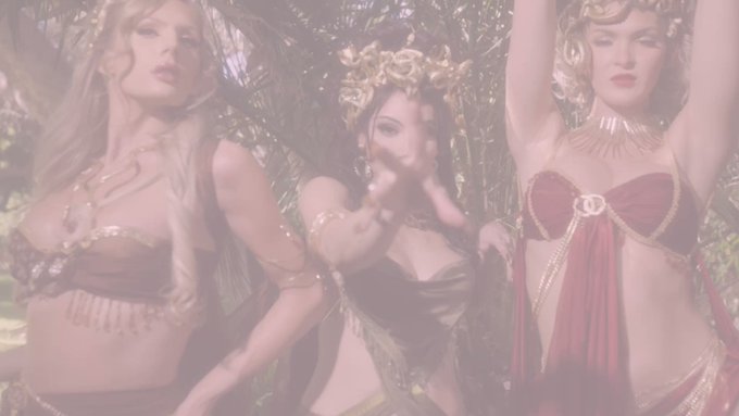 Once upon an ancient time there was ƓΘⱤƓΘƝⳜ & ƓΘƊƊƸⳜⳜƸⳜ…. Take a gaze upon their beautiful bodies at