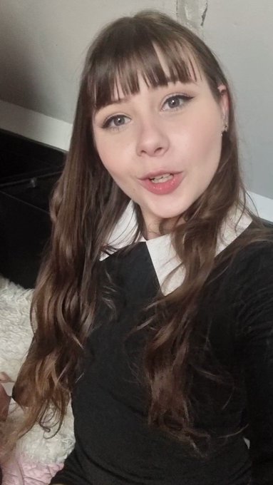 Plein de belle chose en pr&eacute;paration avec @Fiona_Secretoff https://t.co/izpXztJtc4<a class="tags" target="_blank" title="On Twitter" href="/?out=eyJ0eXAiOiJKV1QiLCJhbGciOiJIUzUxMiJ9.eyJpYXQiOjE3MjkyNzkxNTAsImlzcyI6InR3cG9ybnN0YXJzLmNvbSIsIm5iZiI6MTcyOTI3OTE1MCwiZXhwIjoxNzYwODE1MTUwLCJyZWRpcmVjdF91cmwiOiJodHRwczovL3R3aXR0ZXIuY29tL0Zpb25hX1NlY3JldG9mZiJ9.AXuzTKos7s4O7rhDcYZGZPXDvSZRRe44W6btOKLg6CE9DLt0TiKzimkfTPMz5dkgf48N2ddIDPu6poOpgCZGdA">@Fiona_Secretoff</a><a href="/tag/love"class="tags"><span>#love</span></a><a href="/tag/sexy"class="tags"><span>#sexy</span></a><a href="/tag/tatoo"class="tags"><span>#tatoo</span></a><a href="/tag/sensualit%C3%A9"class="tags"><span>#sensualit&eacute;</span></a>