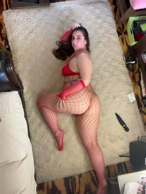 It&rsquo;s my birthday!! 🥳🥳🥳 https://t.co/p4nHJNOeBb<a href="/tag/art"class="tags"><span>#art</span></a>