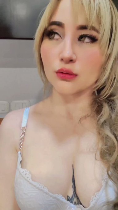 Regalito a los que se suscriban 😈  https://t.co/LNuH9YRo4j  Feliz noche https://t.co/Jq8YAivOTq<a href="/tag/mvsales"class="tags"><span>#mvsales</span></a>