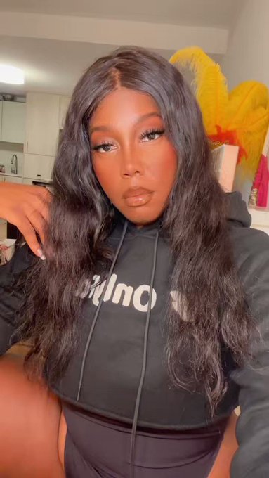 Shoutout to the home team https://t.co/sorN3174sS #thicc #ofgirls https://t.co/2YP8HSz3LB<a href="/tag/thicc"class="tags"><span>#thicc</span></a><a href="/tag/ofgirls"class="tags"><span>#ofgirls</span></a>