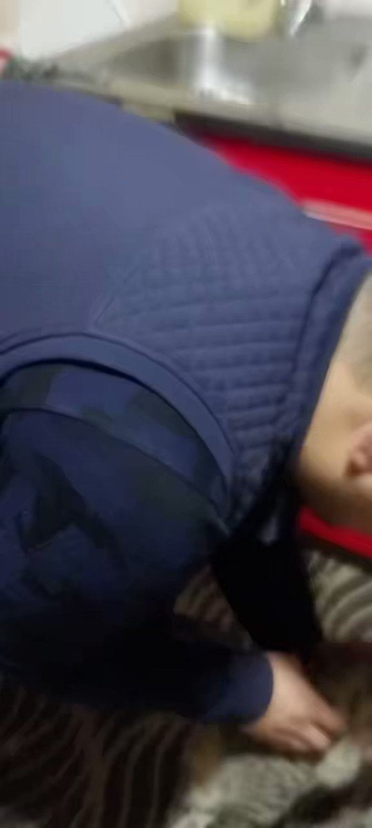 Yalangoch qizlar chiroyli rasmlar