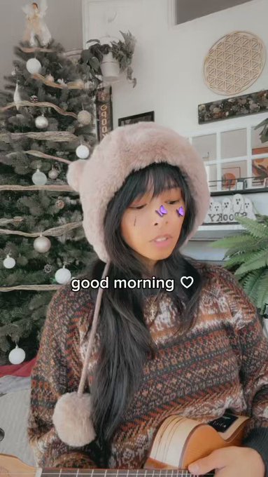 i hope u have a good day :D https://t.co/pJ0Lp1eVWj