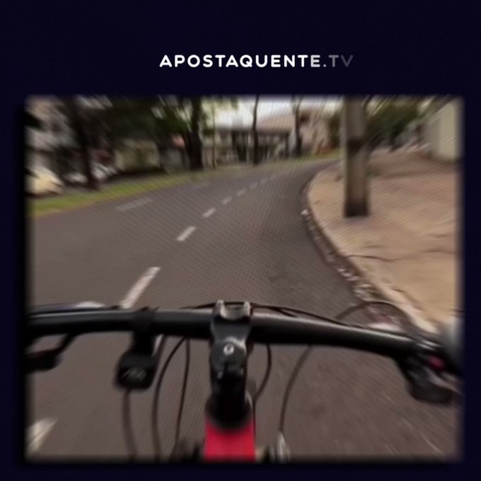 &Eacute; cada altos e baixos na vida de flamenguistas e palmeirenses que fica at&eacute; dif&iacute;cil de explicar, minha<a href="/tag/humor"class="tags"><span>#humor</span></a><a href="/tag/futebol"class="tags"><span>#futebol</span></a><a href="/tag/brasileir%C3%A3o"class="tags"><span>#brasileir&atilde;o</span></a><a href="/tag/flamengo"class="tags"><span>#flamengo</span></a><a href="/tag/palmeiras"class="tags"><span>#palmeiras</span></a>