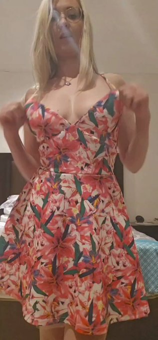 Chivette_Neyq’s pics and videos