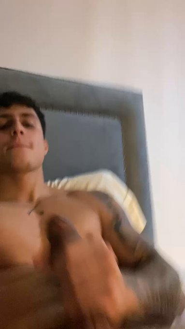 😝 https://t.co/r6IKgggCvw