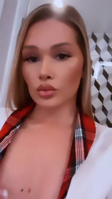 LA got me feelin naughty!!! https://t.co/iBRPQGgDIP<a href="/tag/newprofilepic"class="tags"><span>&#35;newprofilepic</span></a>