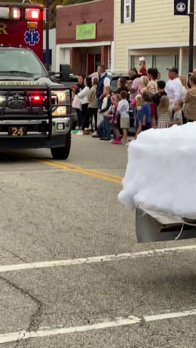 Horry County Fire Rescue Station 24 Joins Aynor Christmas Parade With