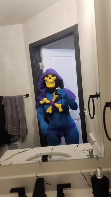 More fun facts with Skeletor  Voice/sound from  isaakwells on tiktok/Instagram  #skeletor #skeletorcosplay<a href="/tag/cosplayer"class="tags"><span>#cosplayer</span></a><a href="/tag/cosplay"class="tags"><span>#cosplay</span></a><a href="/tag/childhood"class="tags"><span>#childhood</span></a><a href="/tag/skeletor"class="tags"><span>#skeletor</span></a><a href="/tag/heman"class="tags"><span>#heman</span></a>