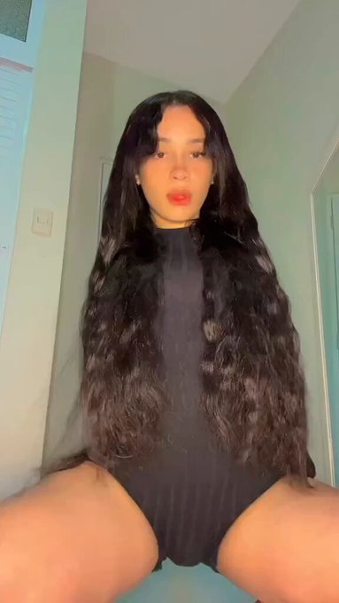 Rate my dancing 🍎🍇🍒🍑 https://t.co/EI3pNYo9vc