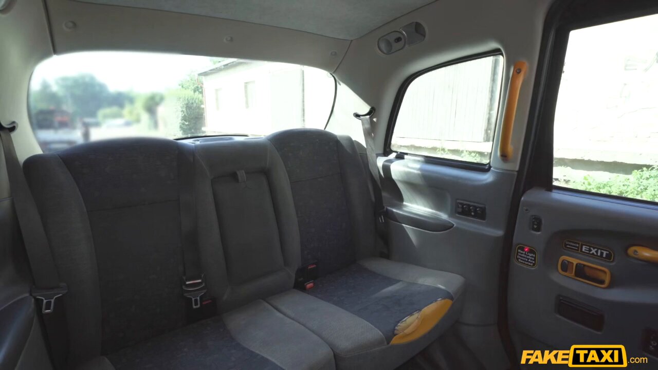Bobo on X: Hayley Vernons Reality Ride - First 2 Minutes Preview Unlock  the full video here: t.coipp7A2oSXT @HayleyVernon14 #FakeTaxi  t.cokclWpiD0WL  X