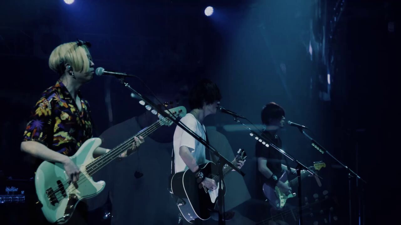 BUMP OF CHICKEN/スノースマイル Snow Smile : BUMP OF CHICKEN | HMV&BOOKS online : Online