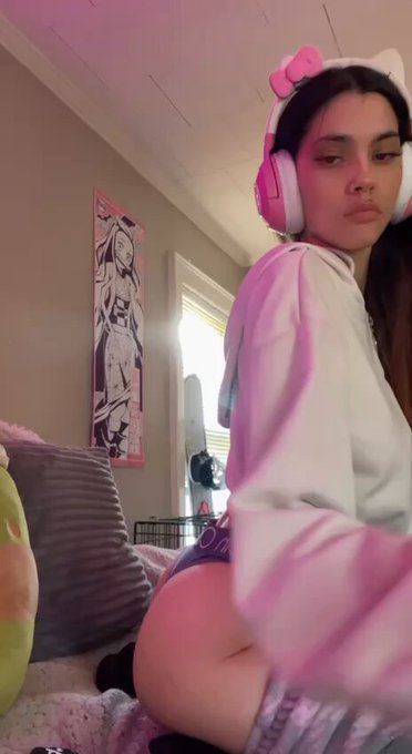 Would you tongue fuck me if I asked nicely? 😇 #nsfwtwt https://t.co/CyLXTNVt23<a href="/tag/nsfwtwt"class="tags"><span>#nsfwtwt</span></a>