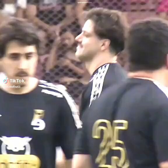 Lucas Olioti on X: olha o que chegou hoje placa de 10 milhões do canal “ t3ddy” muito obrigado por estarem aqui <3 / X
