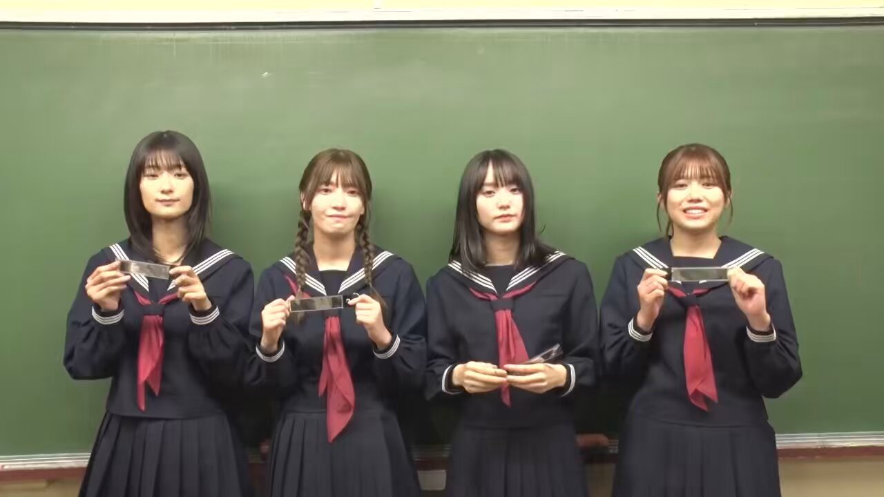 サクラミーツ スウェット 井上梨名 さくら🌸私服・衣装特定 on X: 