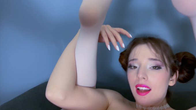 Horny hours~ Ready to meet your deepthroat queen with the tightest pussy?  Come to https://t.co/bSCnicq5eq<a href="/tag/brunette"class="tags"><span>#brunette</span></a><a href="/tag/feet"class="tags"><span>#feet</span></a><a href="/tag/pussy"class="tags"><span>#pussy</span></a><a href="/tag/footworship"class="tags"><span>#footworship</span></a><a href="/tag/nsfw"class="tags"><span>#nsfw</span></a><a href="/tag/solo"class="tags"><span>#solo</span></a>