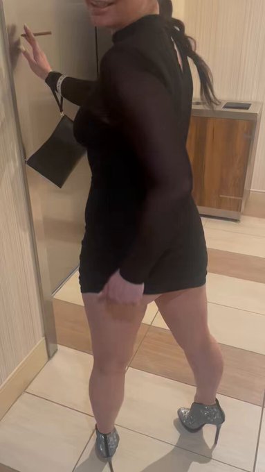 Happy New Year!!  Off to a party but not without my buttplug in!!  Always a little slut 😊 https://t.<a href="/tag/titties"class="tags"><span>#titties</span></a><a href="/tag/slowmo"class="tags"><span>#slowmo</span></a><a href="/tag/boobs"class="tags"><span>#boobs</span></a><a href="/tag/croptop"class="tags"><span>#croptop</span></a><a href="/tag/nipples"class="tags"><span>#nipples</span></a><a href="/tag/whitetshirt"class="tags"><span>#whitetshirt</span></a>