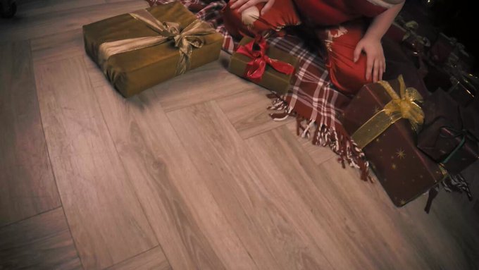 Cum on my curves and let&#039;s make this New Year unforgettable! 💦🌟 https://t.co/AB1xHAw25R<a href="/tag/milfmonday"class="tags"><span>&#35;milfmonday</span></a>