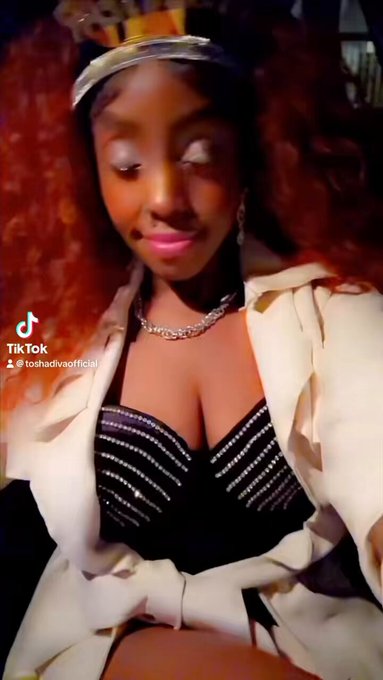 HAPPY NEW YEAR 🎊🎆🥂 this is the year I&rsquo;ve been waiting, praying and dreaming for 🙏🏽 Let&rsquo;s get it!! #NewYear2024<a href="/tag/newyear2024"class="tags"><span>#newyear2024</span></a>