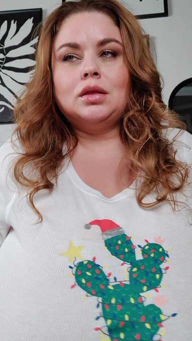 Winter mornings are made for naughty adventures🤤😜 #tittytuesday https://t.co/YAS6mJsrPd<a href="/tag/tittytuesday"class="tags">&#35;tittytuesday</a>