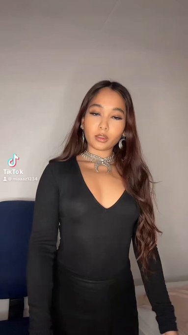 I def wasn&rsquo;t on beat 😂 #petite #desi https://t.co/Ht9byxOkGJ<a href="/tag/petite"class="tags">#petite</a><a href="/tag/desi"class="tags">#desi</a>