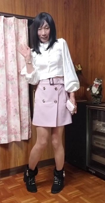 山知 真変美’s pics and videos