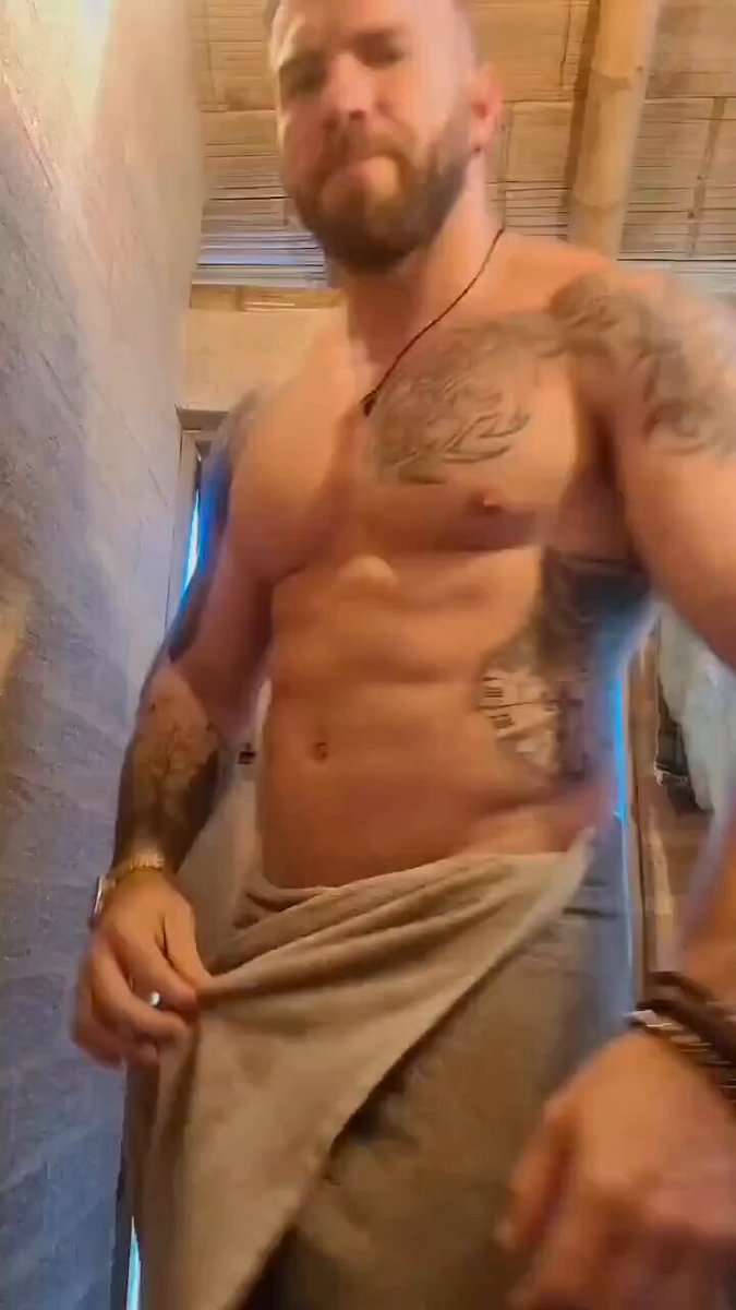 @DICKMILKCUMs video Tweet
