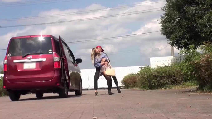 生意気な田舎のギャルをレイプ！ 嫌がりながらも腰を振りまくりw