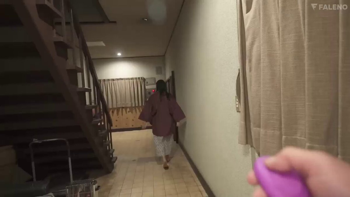 三葉ちはる 即フェラ・即ズボ・リモバイ・電マ・・・・エロ尽くし温泉旅行♨～💋