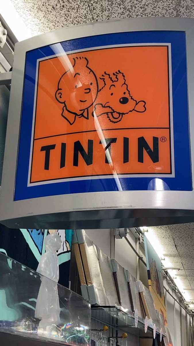 Tintin and Snowy See Stars Frosted Table Glass – Sausalito Ferry Co