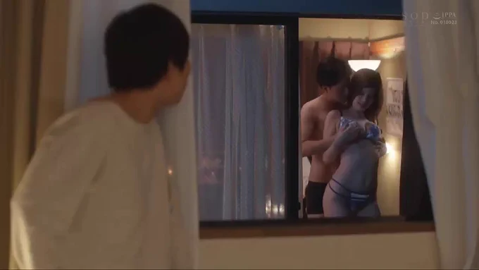 ローレン花恋 お向かいのハーフ美女が大胆すぎて・・・窓もカーテンもフルオープンでアへパコ～💋